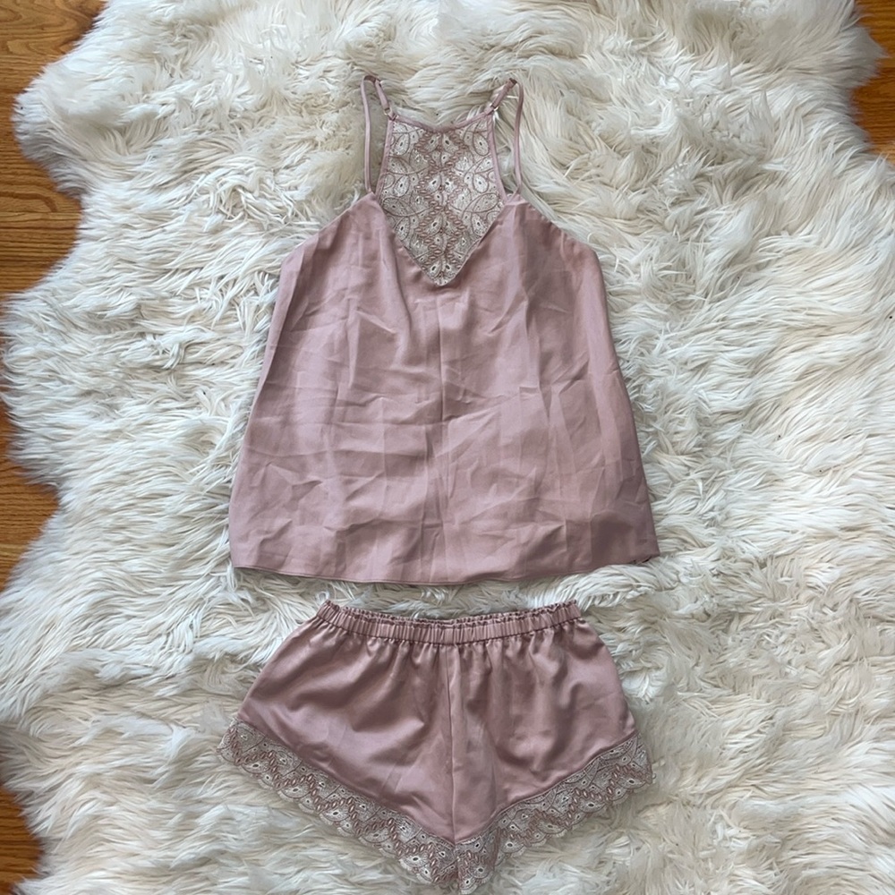 FLORA NIKROOZ pj set